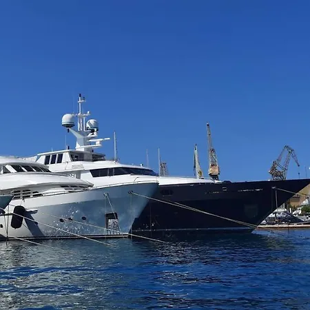 公寓 Ema 特罗吉尔