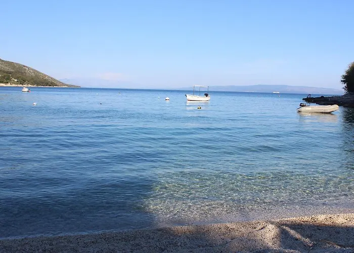 Διαμέρισμα Ema *