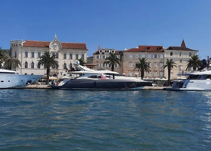 Ema * Trogir